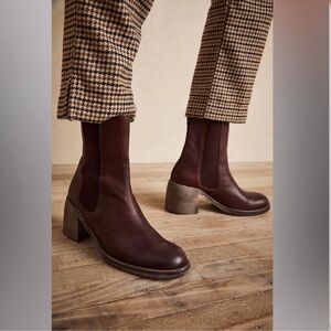 Free People Essential Chelsea boots in cherry